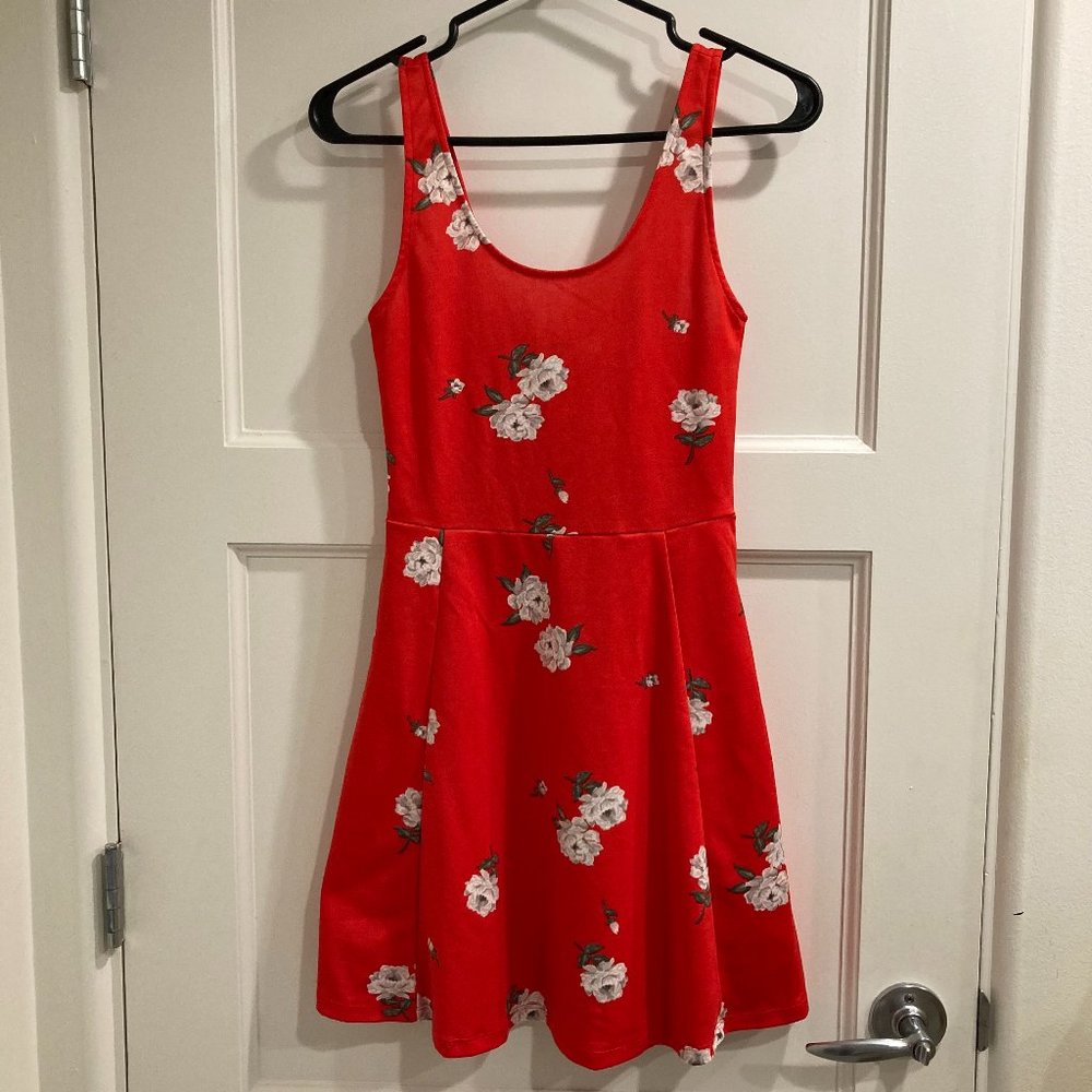 NWOT H&M floral red dress